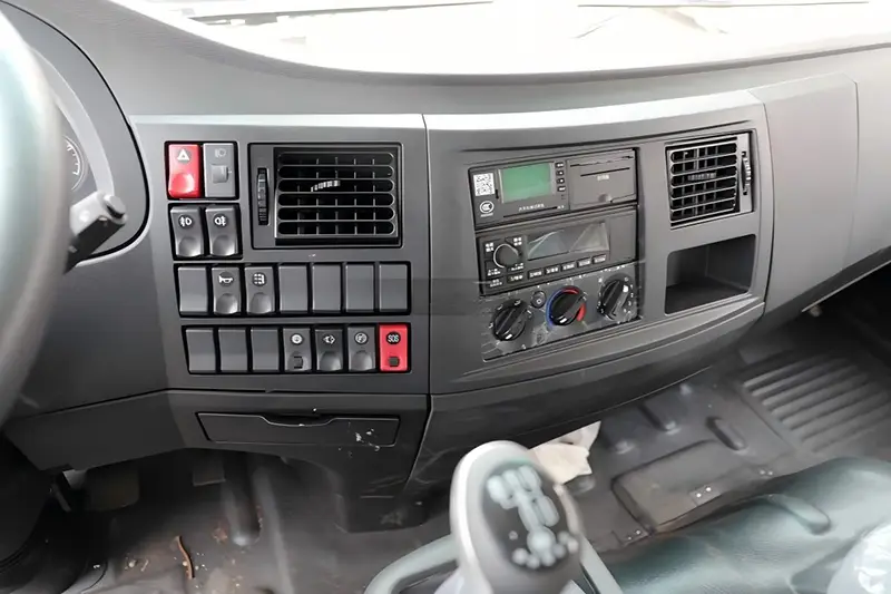 Compression Garbage Truck